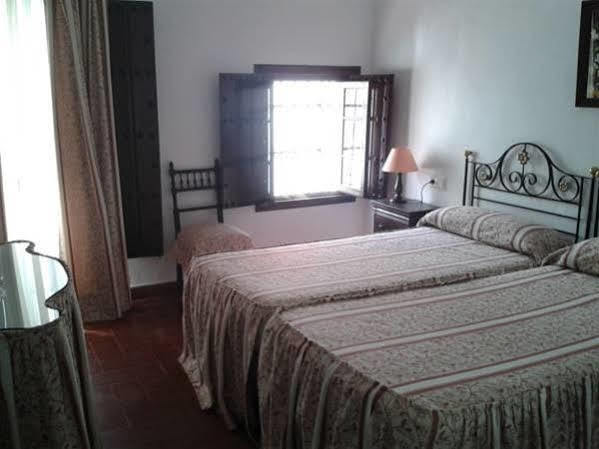 Hostal Gran Capitan Chipiona Exterior photo